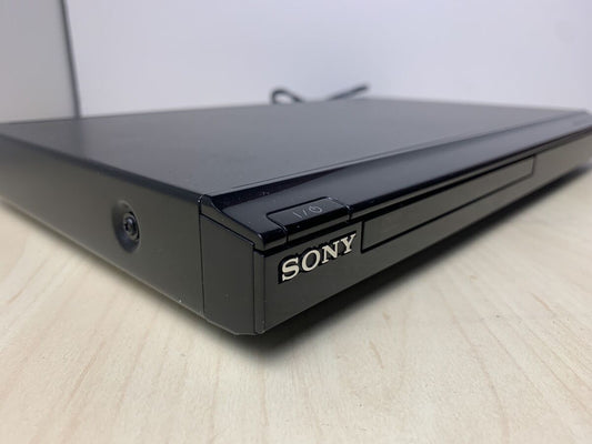 (Rent) DVD Player